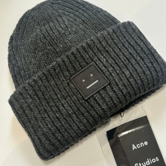 Women's Rib Knit Beanie Hat Black - Picture 3 of 4